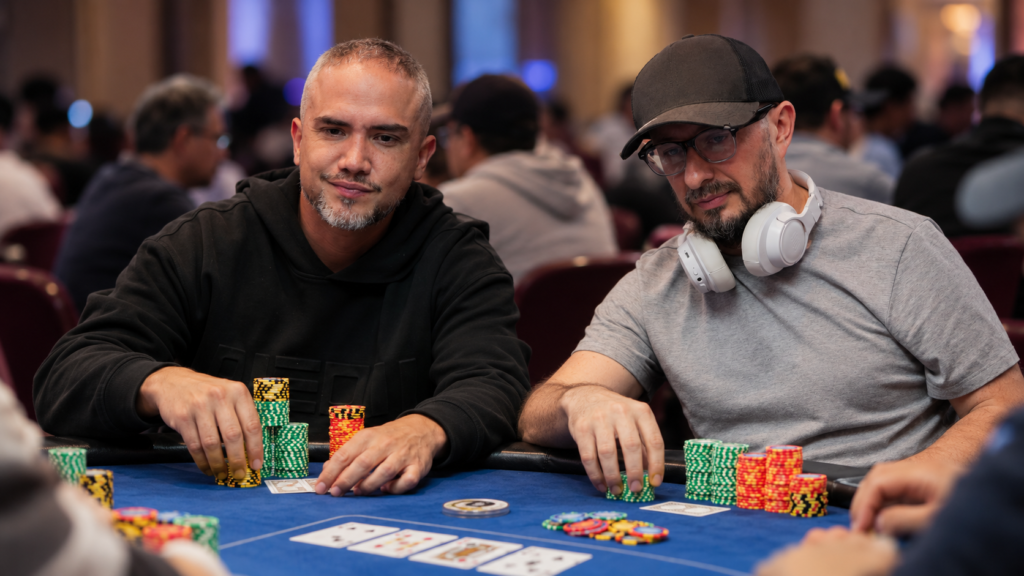 Pérez y Gómez lideran los últimos vuelos clasificatorios del Open de las WPS