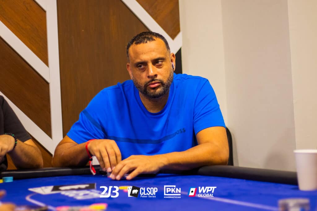 El cooler del Día 1D: Carlos Holguín liga set de reyes ante los ases de Antonio Copo – Main Event – WPT Global Festival CLSOP, Día 1D