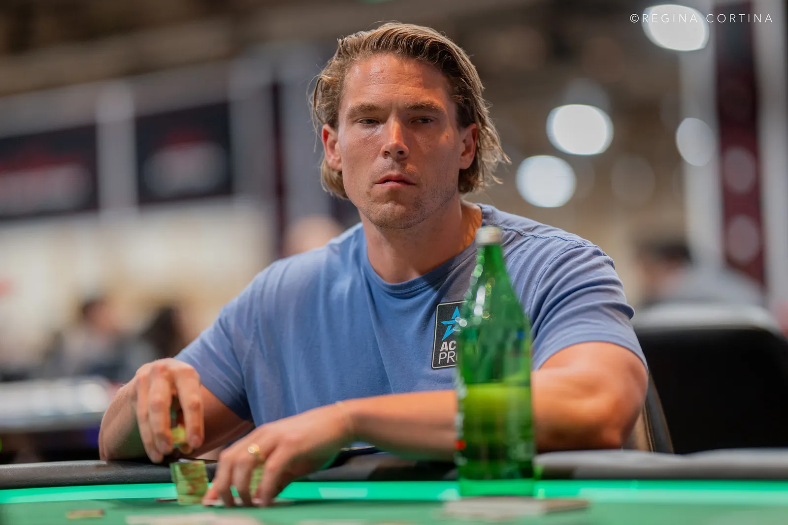 Alex Foxen toma la delantera del Player of the Year en una WSOP cargada de leyendas